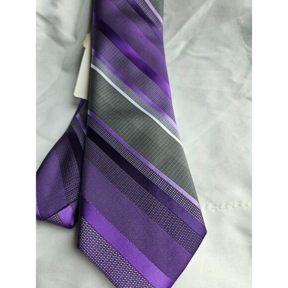 APT 9 Mens Neck Tie Purple Gray/black/ White Stripes 3.25 X 58.5 NWT Classic - Picture 2 of 5